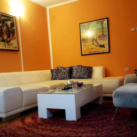 Shangri La Residence Ni Εξωτερικό φωτογραφία